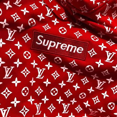 fake louis vuitton supreme trui red